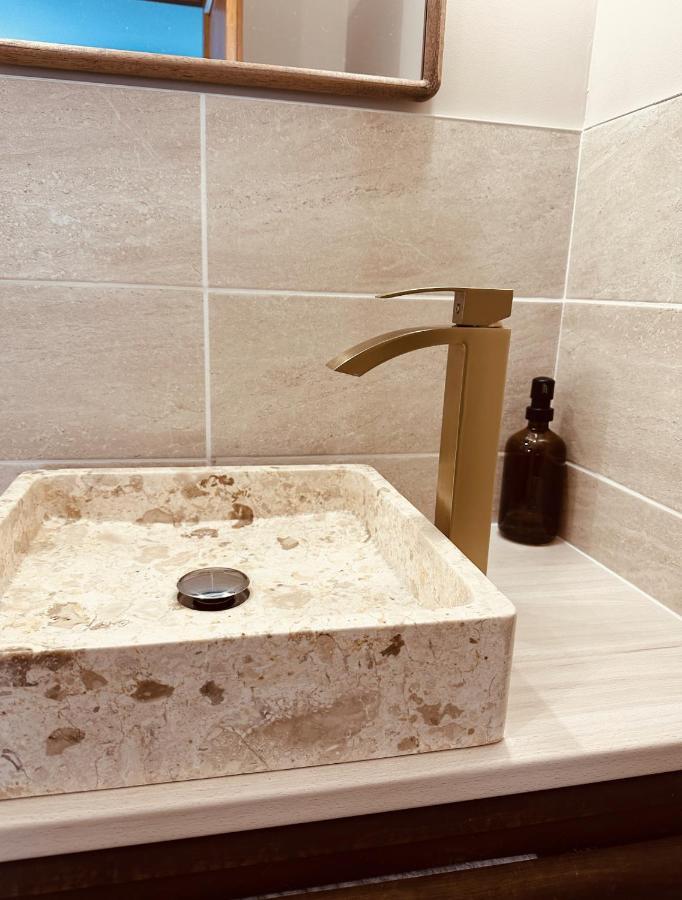 Studio 2 Du Spa Celinie Warcq Dış mekan fotoğraf